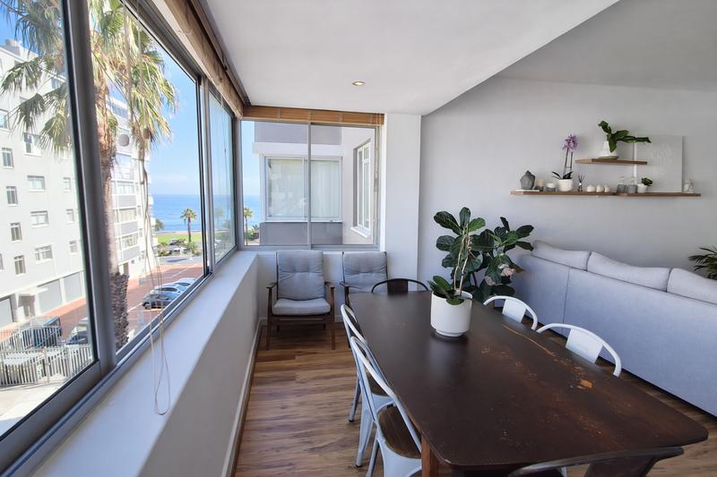 2 Bedroom Property for Sale in Sea Point Western Cape